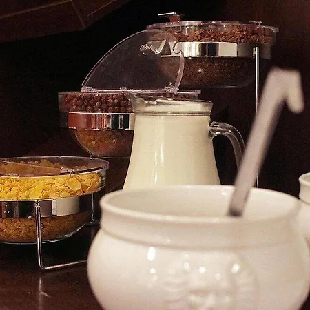 ズラタ ヴァハ ホテル プラハ