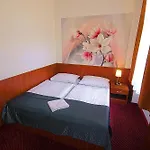 Zlata Vaha Hotel 3*