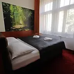 ズラタ ヴァハ 3*