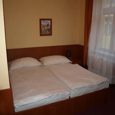 Ξενοδοχείο Zlata Vaha 3*