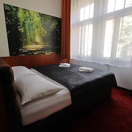 Zlata Vaha 3* Prague