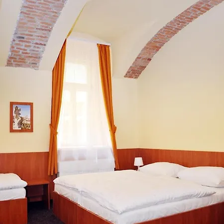 Zlata Vaha 3* Praag