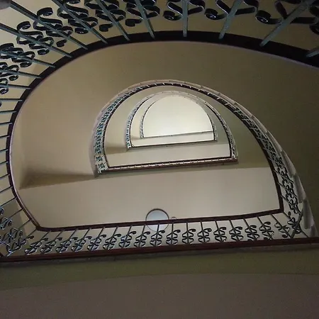 Zlata Vaha Prague