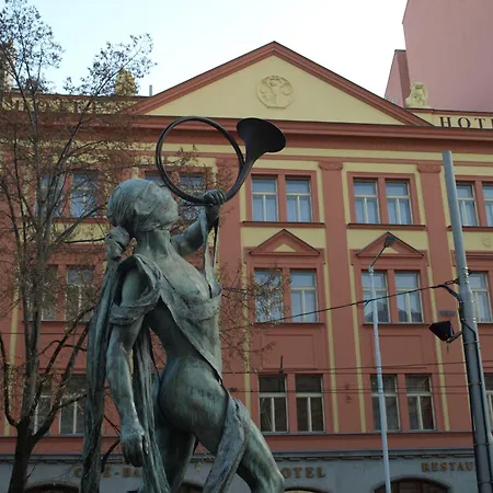 Zlata Vaha Prague