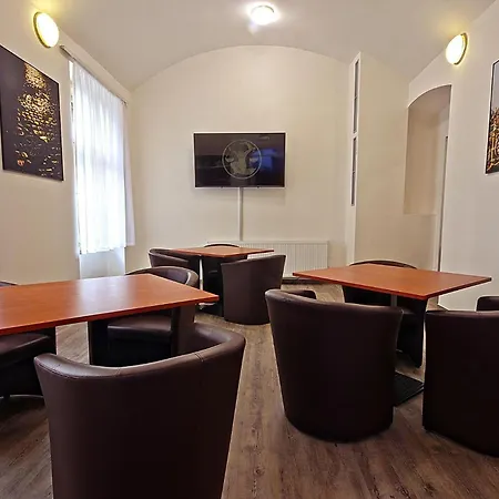 Zlata Vaha 3* Prague