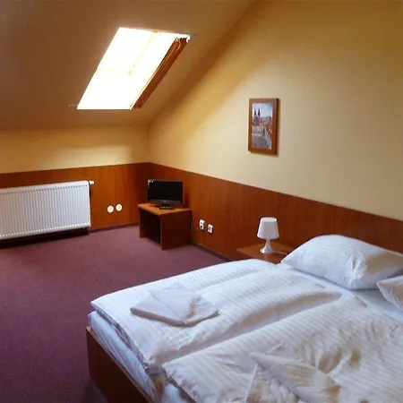 Otel Zlata Vaha 3*