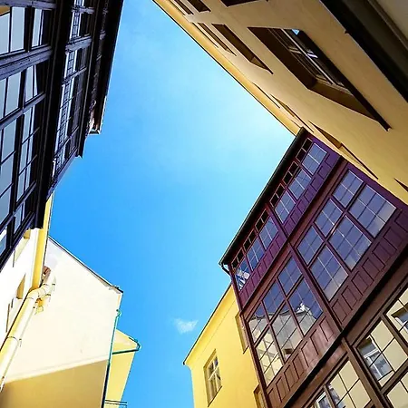 Zlata Vaha 3* Prague